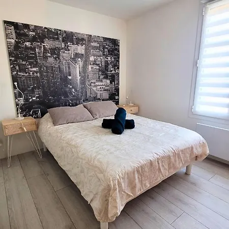 Duplex 105m2 Terrasse Et Balneo - Parking Prive - Proche Paris Saint-Brice-sous-Forêt